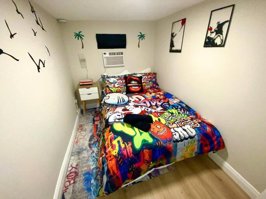 Unique Miami Art Escape W/ Hottub, Arcade & Murals Экстерьер фото