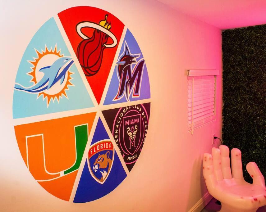 Unique Miami Art Escape W/ Hottub, Arcade & Murals Экстерьер фото